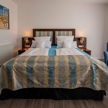 Hotel Nordstern Neuharlingersiel Extérieur photo