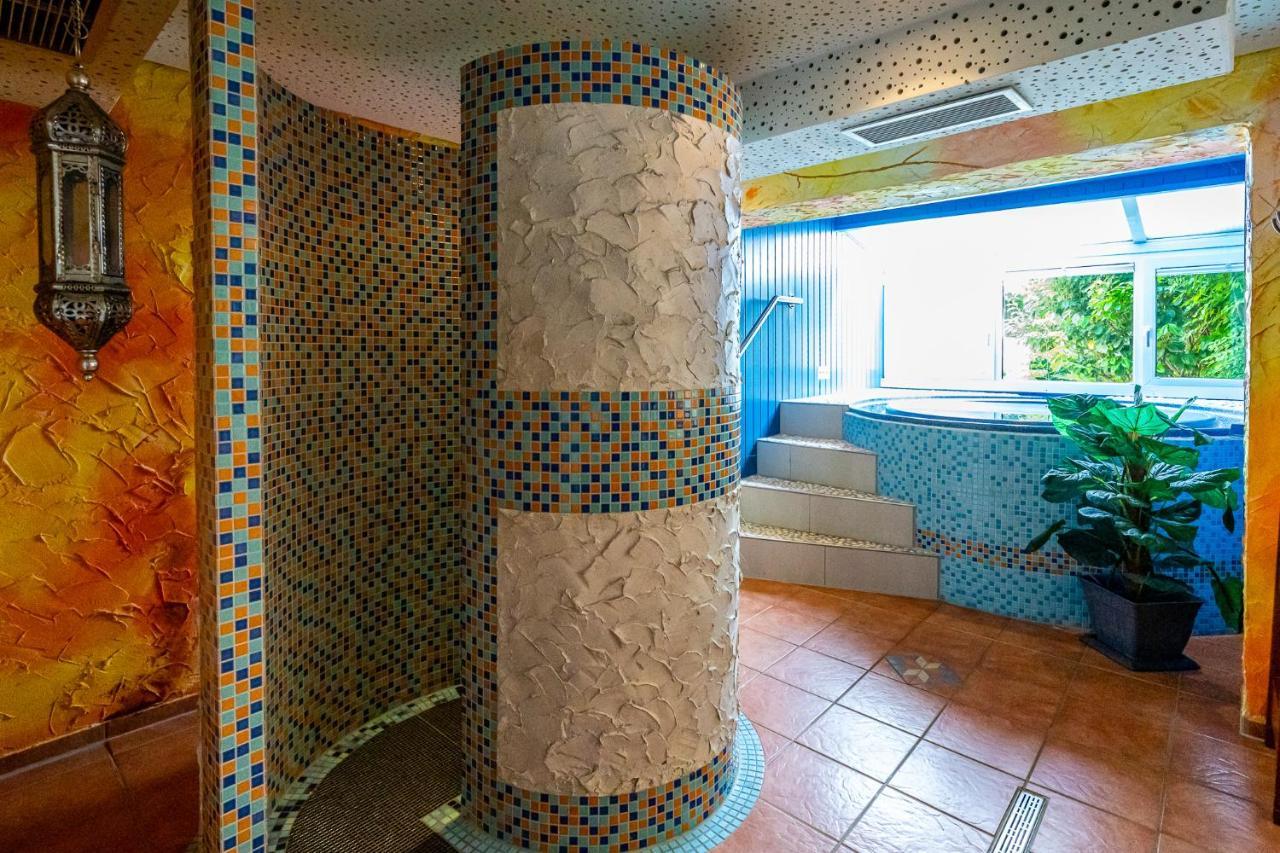 Hotel Nordstern Neuharlingersiel Extérieur photo